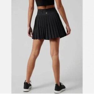 Athleta Black Elevate Pleated Tennis Pickleball Skirt Skort Size 10